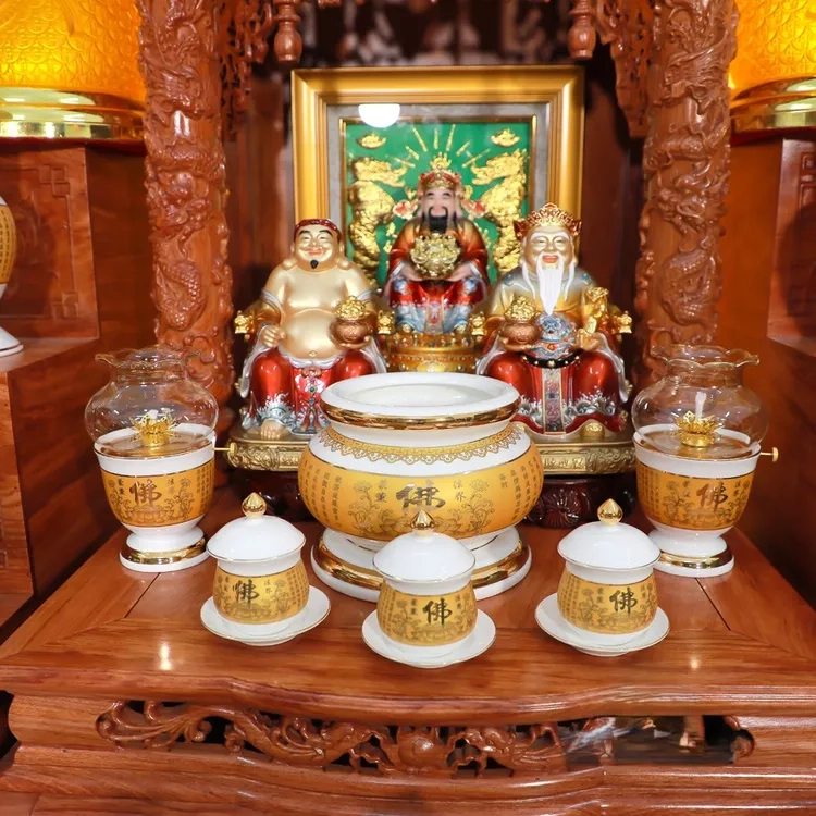 Không gian ảnh bàn thờ thần tài thu hút tài lộc bền lâu