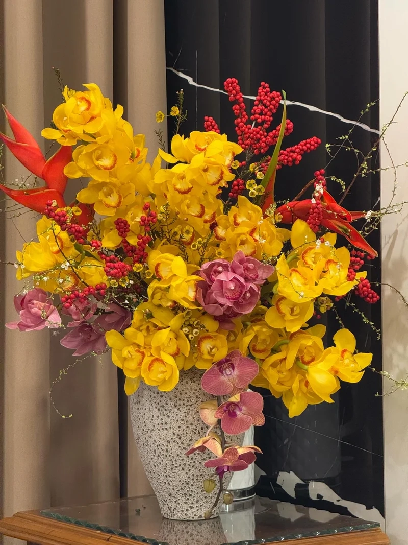 Nghệ thuật Tết đậm chất qua Ảnh bình hoa Tết nghệ thuật