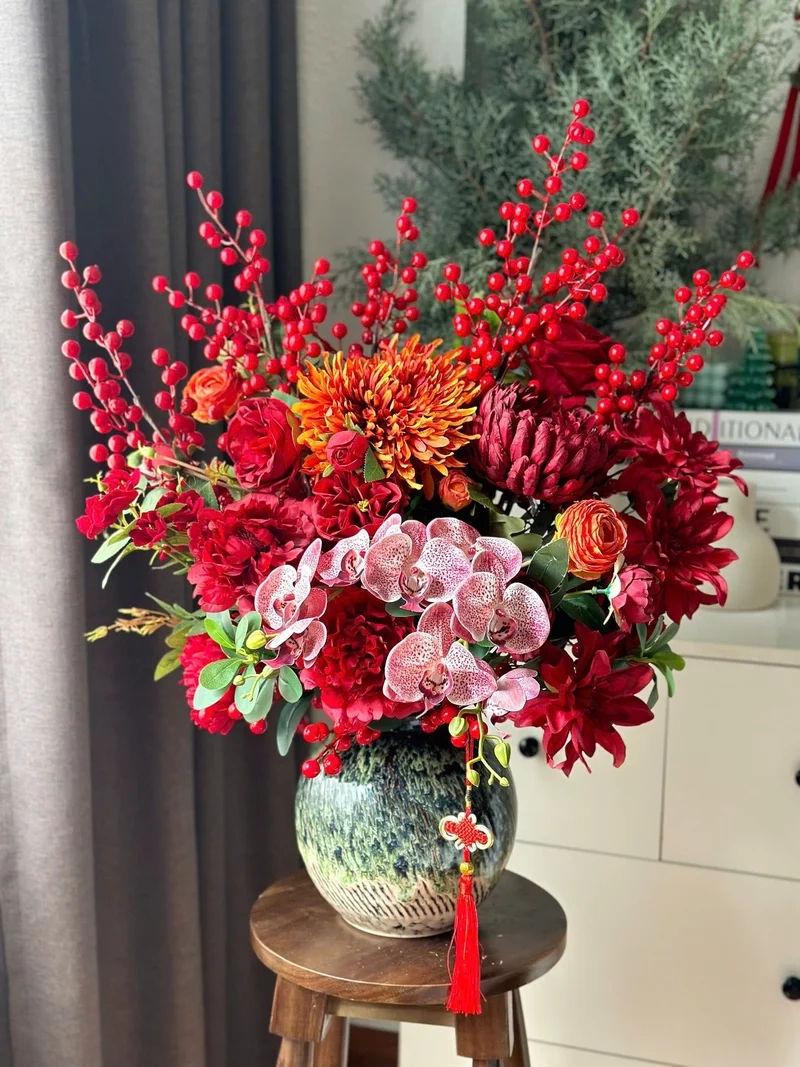 Phong cách Việt hiện đại với Ảnh bình hoa Tết phong cách Việt