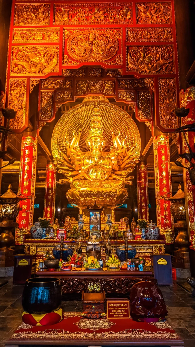 Ảnh kiến trúc chùa chiền ngày tết độc