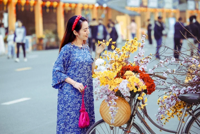 Bản ảnh chụp du xuân đầu năm nghệ thuật