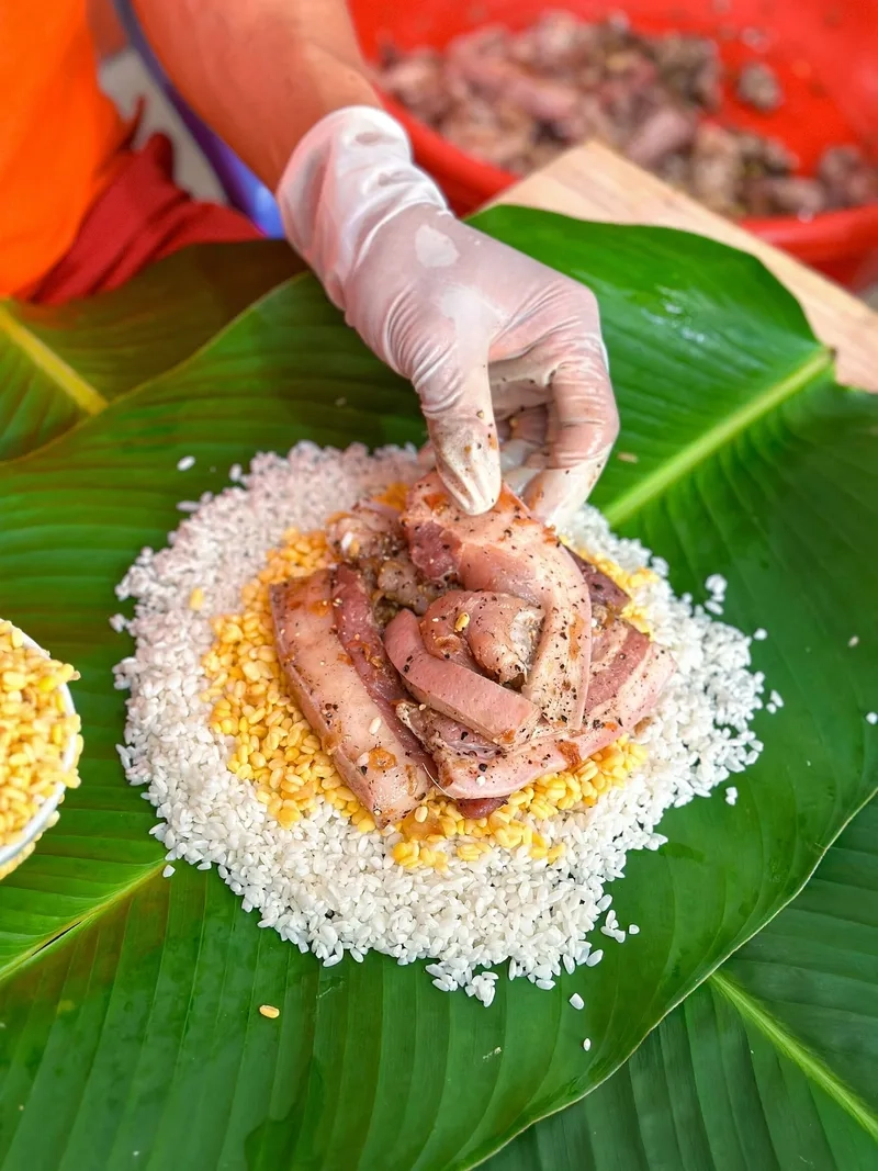 Mẫu hình nền điện thoại bánh chưng
