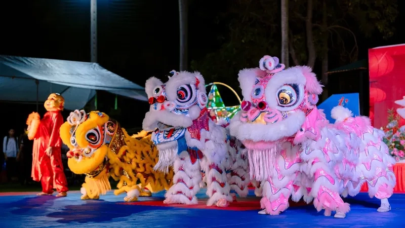 Mẫu múa lân tết cho trẻ em xinh