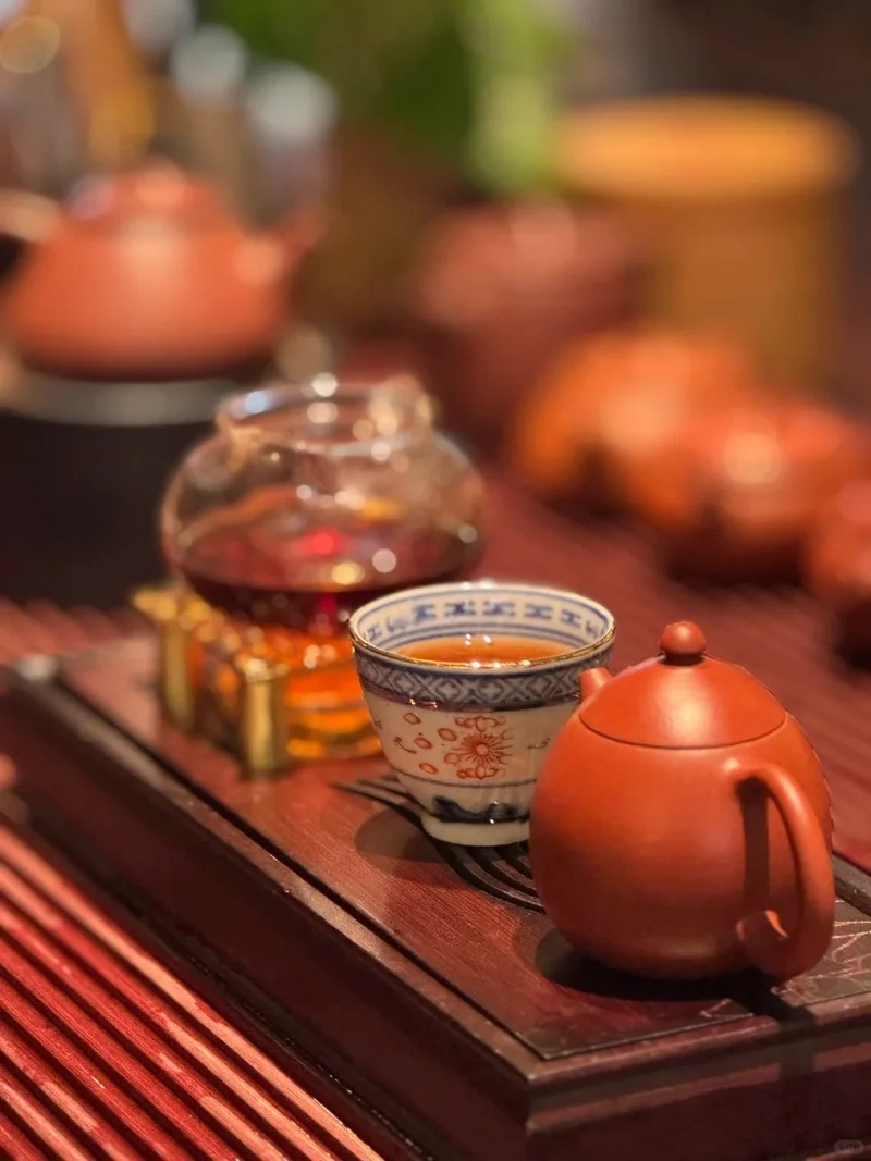 Tiếp khách ấm cúng với Ảnh trà Tết tiếp khách