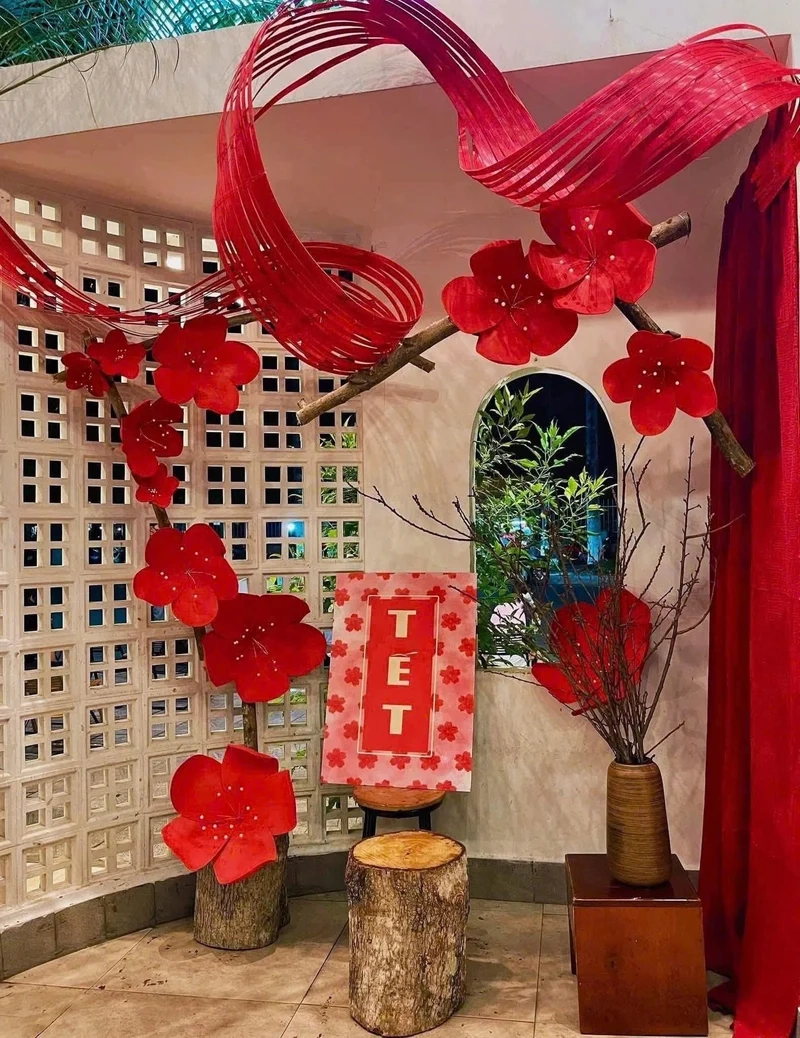 Đón may mắn đầu năm qua ảnh trang trí tết may mắn