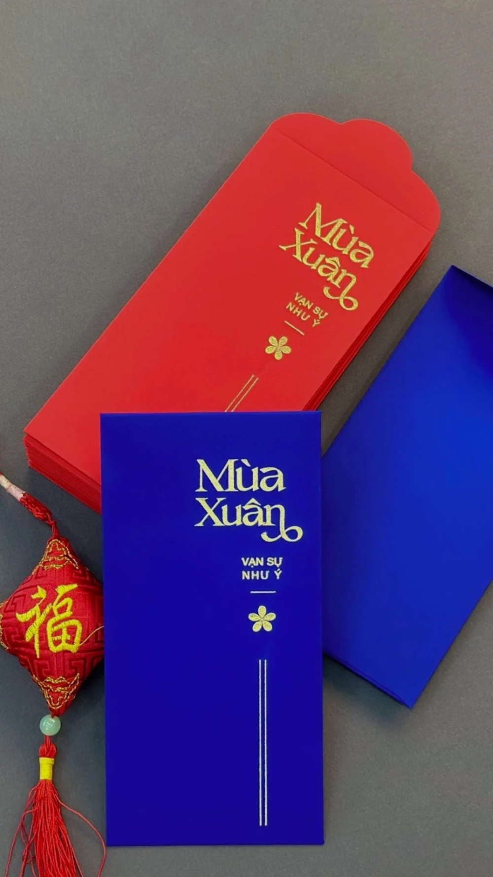 Giữ sự tinh tế với Hình nền bao lì xì tối giản