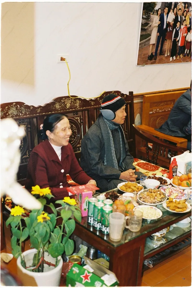 Cảnh đêm 30 tết chuẩn bị giao thừa rộ