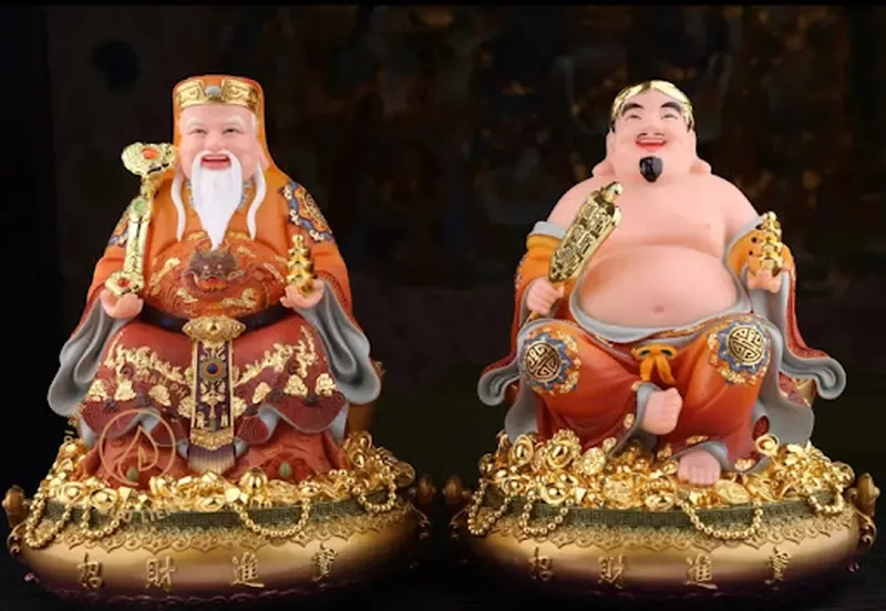 Bàn làm việc thêm sinh khí nhờ hình nền ông địa thần tài cho máy tính