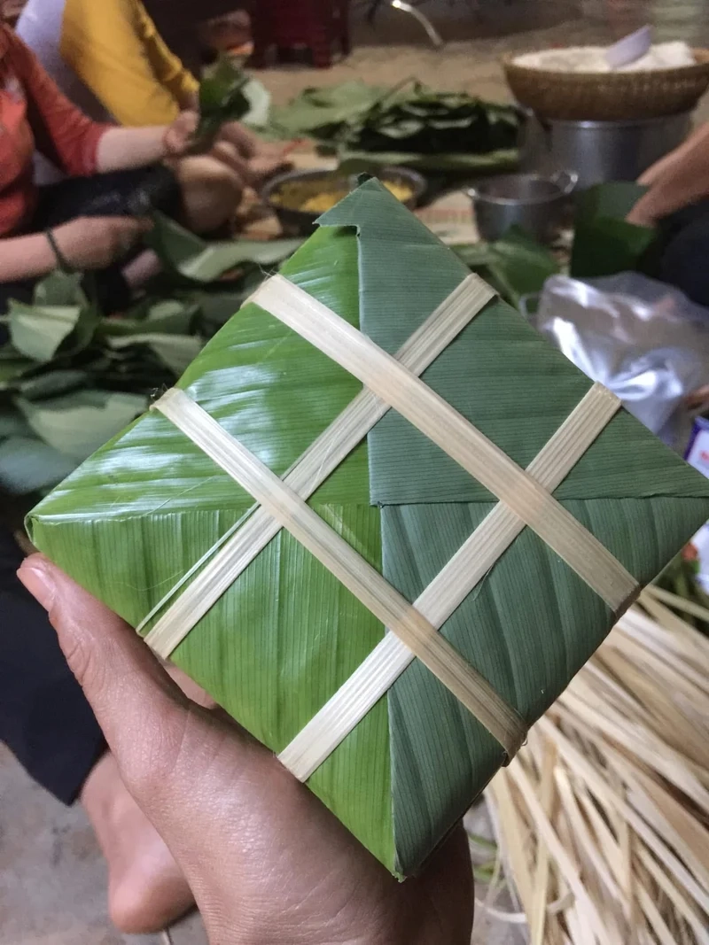 Ngắm Ảnh bánh chưng xanh đậm vị Tết Việt