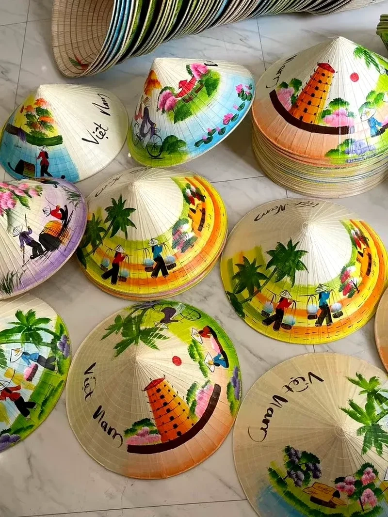 Chia sẻ xuân Việt qua Ảnh nón lá tết