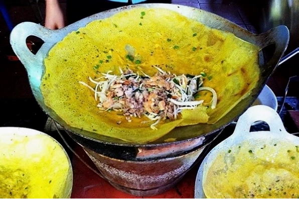 Cách làm bánh xèo miền Nam thơm ngon chuẩn vị