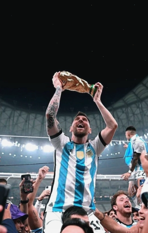 Hình nền Messi World Cup 2022 thể hiện niềm vui chiến thắng
