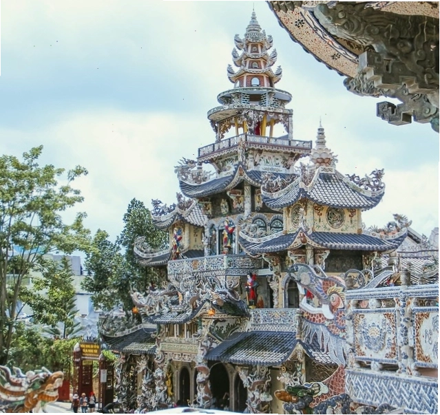 Ngôi chùa với kiến trúc ấn tượng, mang đậm nét văn hóa tâm linh