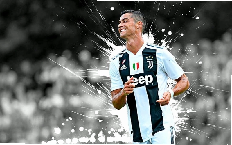 Ronaldo ăn mừng bàn thắng với phong cách đặc trưng Siuuu