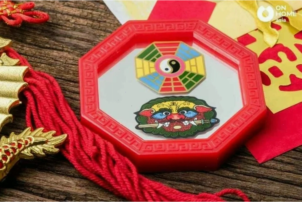 Sử dụng gương Bát Quái hóa giải sát khí