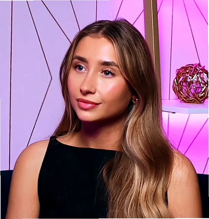 Cảnh Lily Phillips trong một video phỏng vấn