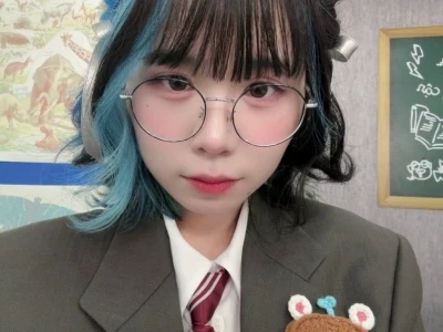 Khám Phá Thế Giới Simmy Cute: Bộ Sưu Tập Hình Nền Độc Đáo Cho Năm 2026